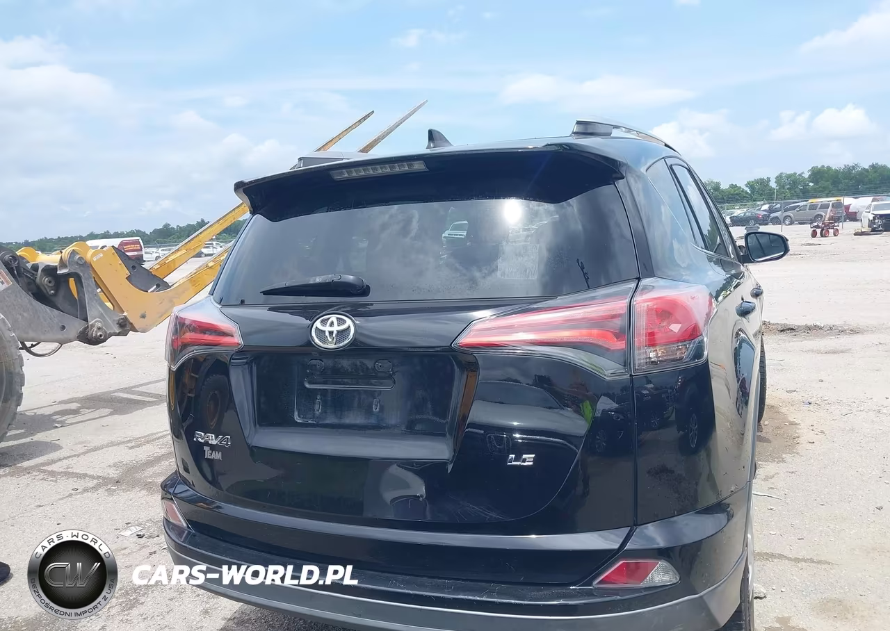 2018 Toyota Rav4 Le VIN:2T3ZFREV9JW455652 - 16