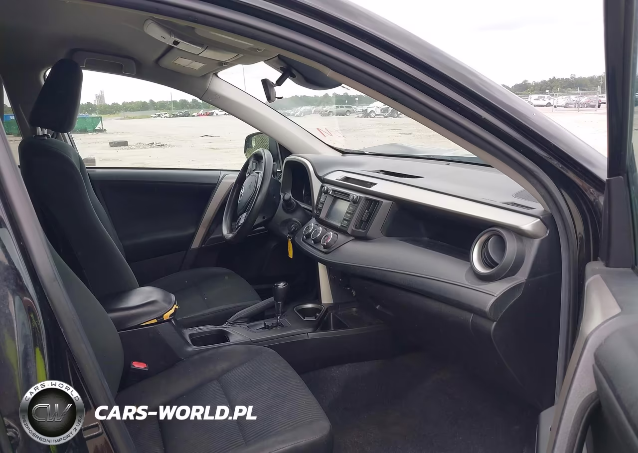 2018 Toyota Rav4 Le VIN:2T3ZFREV9JW455652 - 5