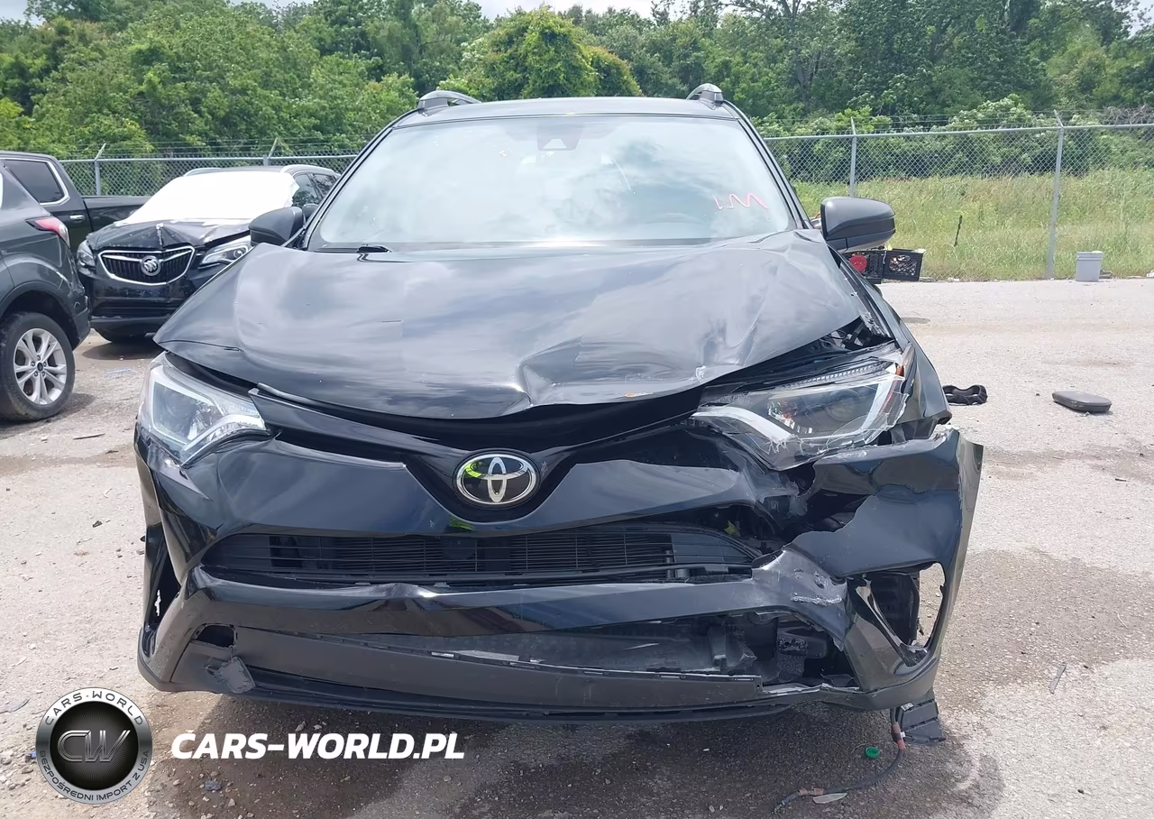 2018 Toyota Rav4 Le VIN:2T3ZFREV9JW455652 - 6