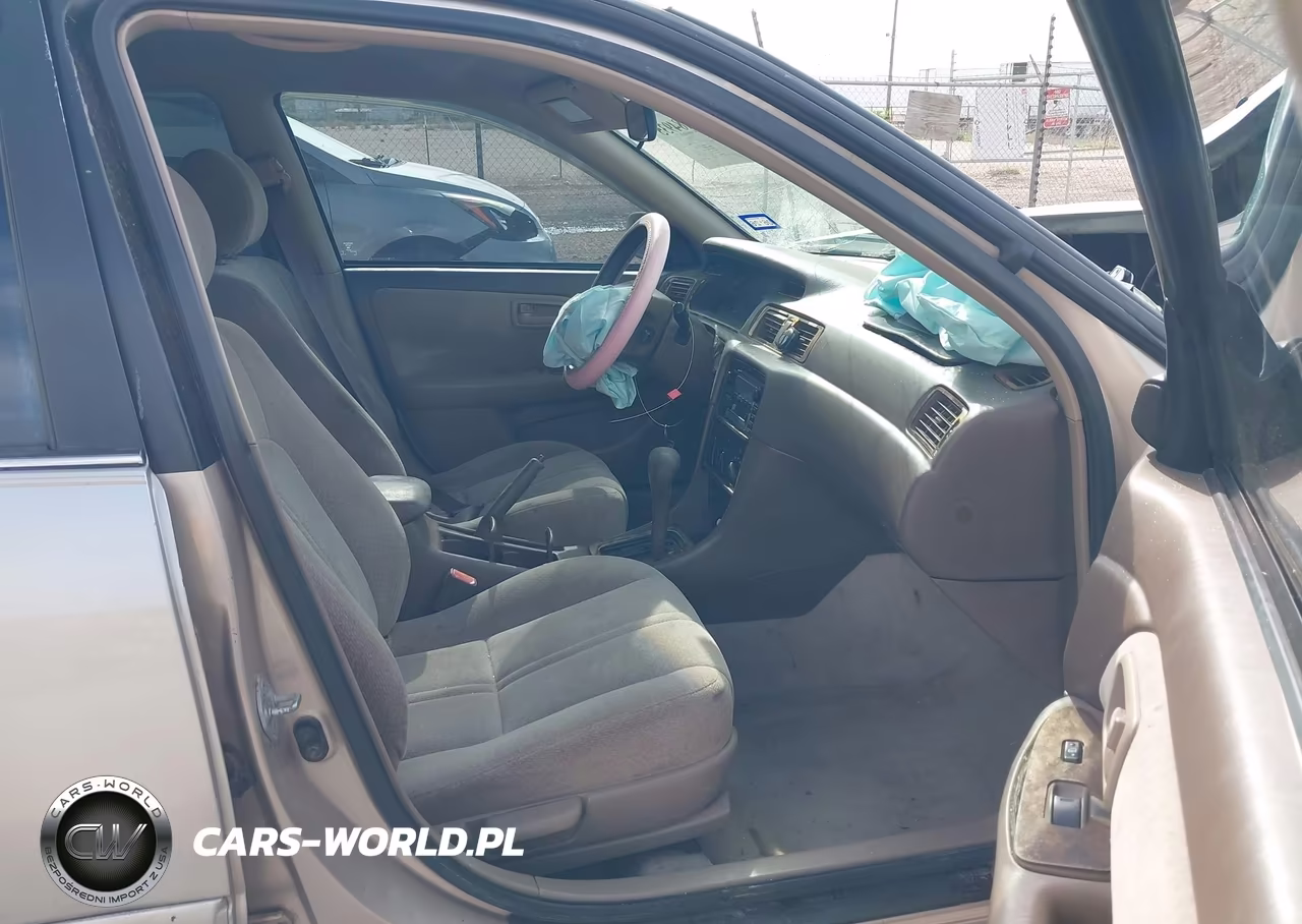 2000 Toyota Camry Le VIN:4T1BG22K8YU675576 - 5