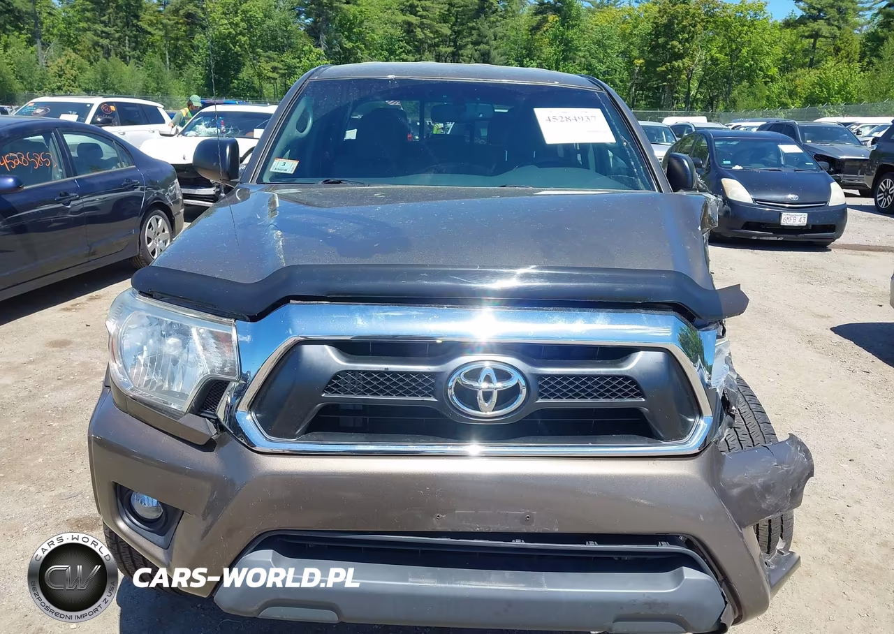 2013 Toyota Tacoma Base V6 VIN:3TMLU4EN9DM111792 - 13