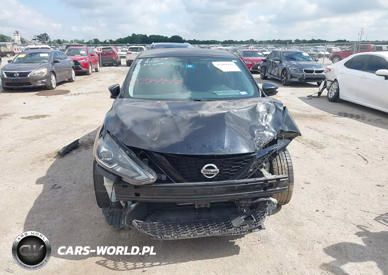 2018 Nissan Sentra Sr VIN:3N1AB7AP4JY295598 - 12