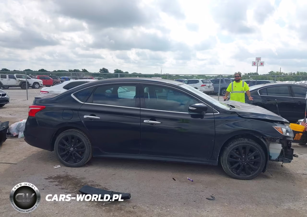 2018 Nissan Sentra Sr VIN:3N1AB7AP4JY295598 - 13