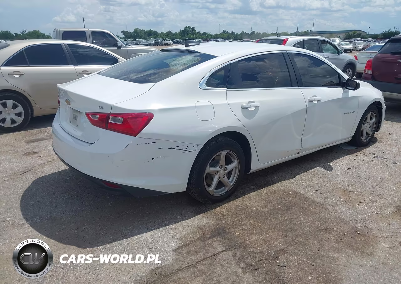 2016 Chevrolet Malibu Ls VIN:1G1ZB5ST8GF305672 - 4