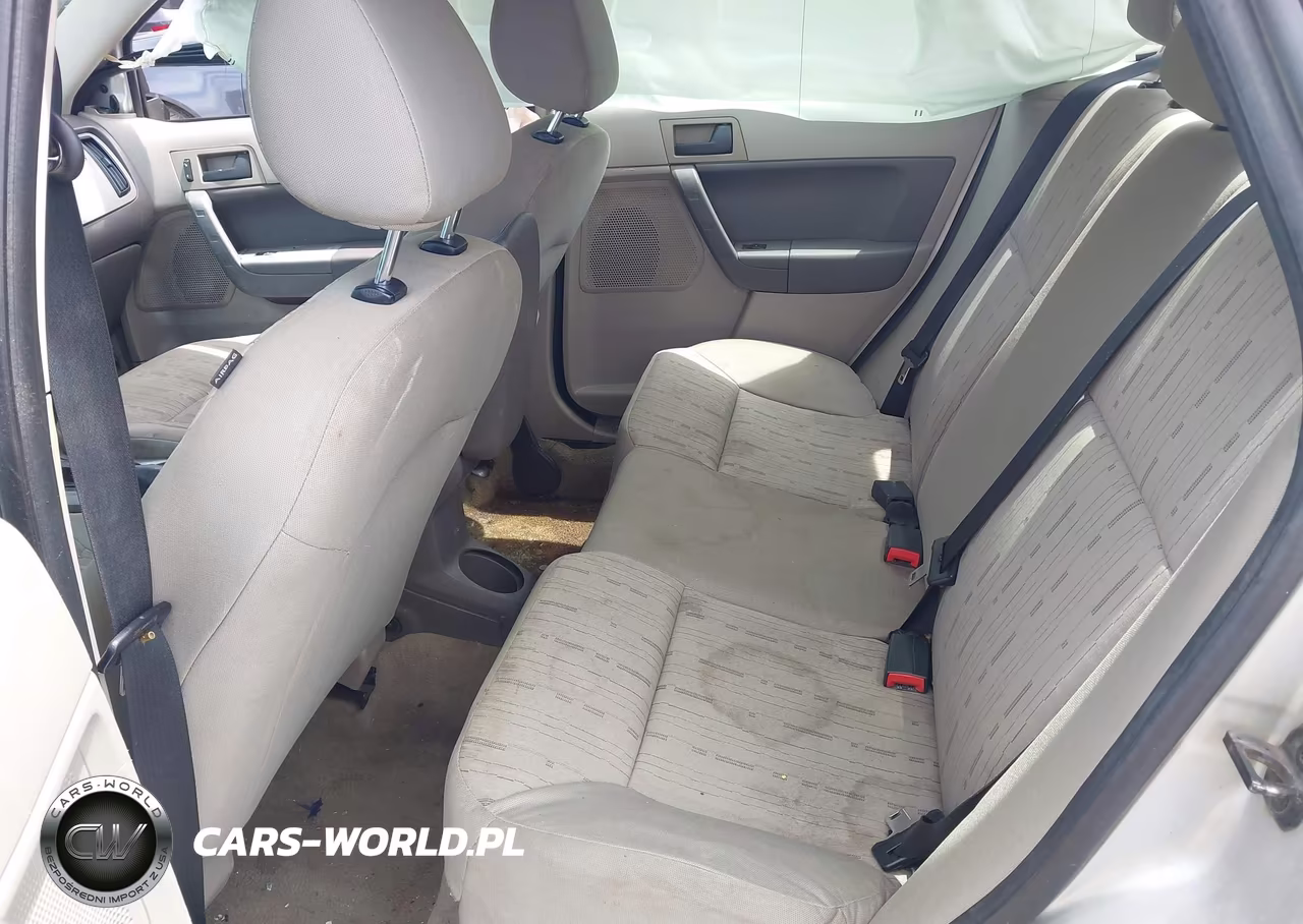 2011 Ford Focus Se VIN:1FAHP3FN3BW165730 - 8