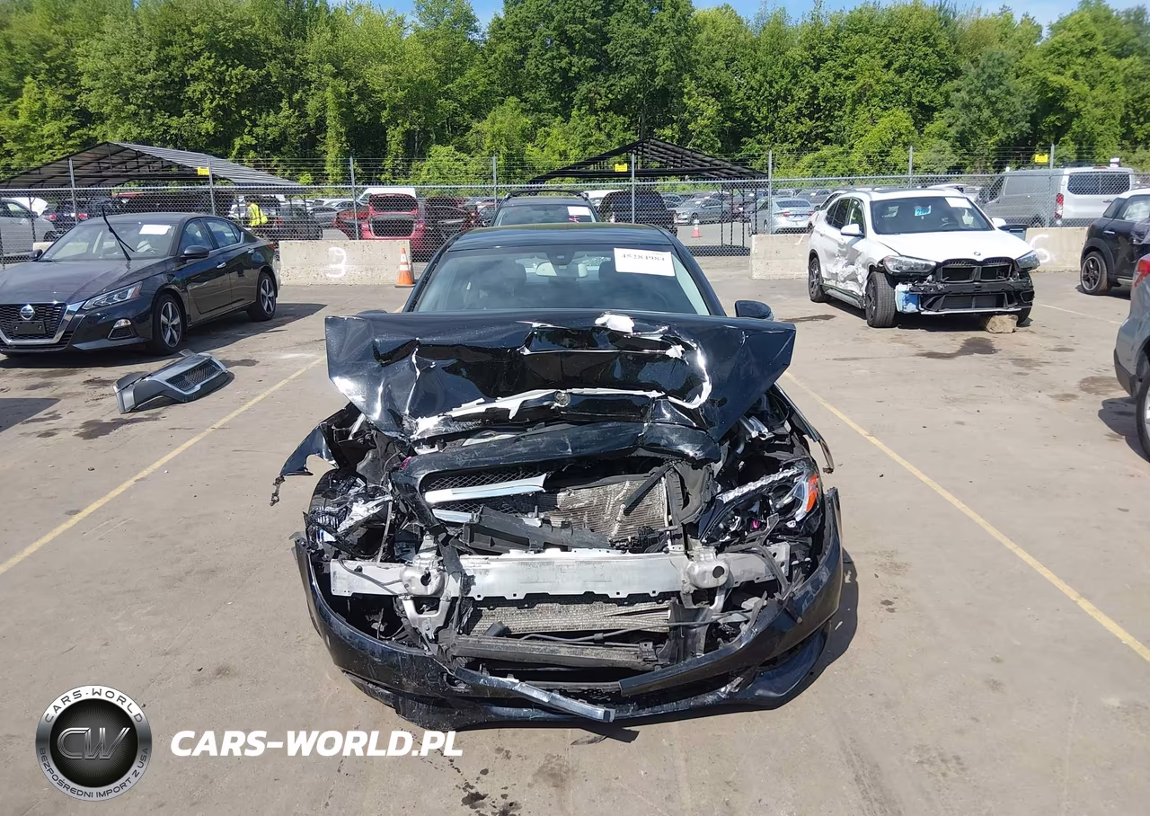 2016 Mercedes-Benz C 300 4Matic VIN:55SWF4KBXGU103676 - 13