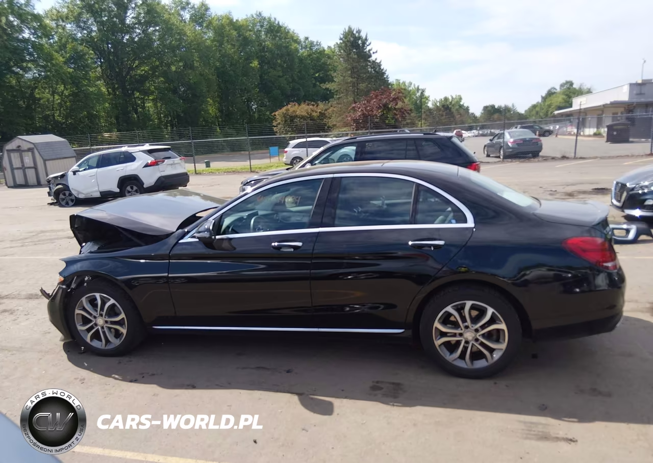 2016 Mercedes-Benz C 300 4Matic VIN:55SWF4KBXGU103676 - 15