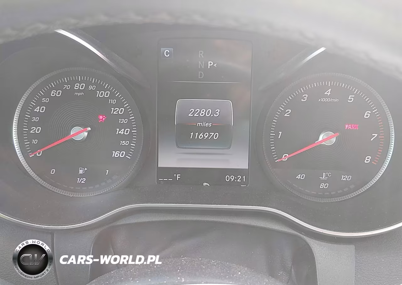 2016 Mercedes-Benz C 300 4Matic VIN:55SWF4KBXGU103676 - 7