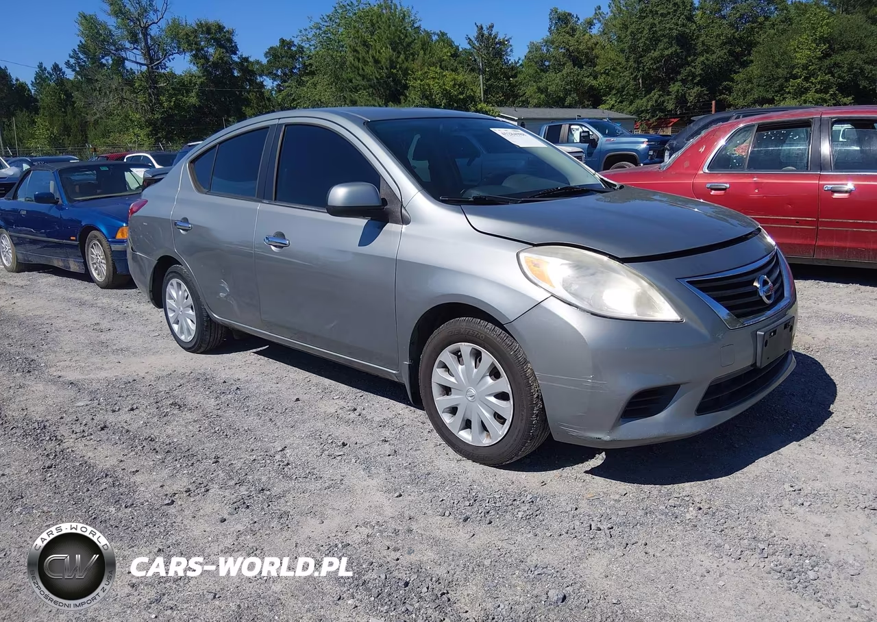 2013 Nissan Versa 1.6 Sv – zdjęcie 1 z 16