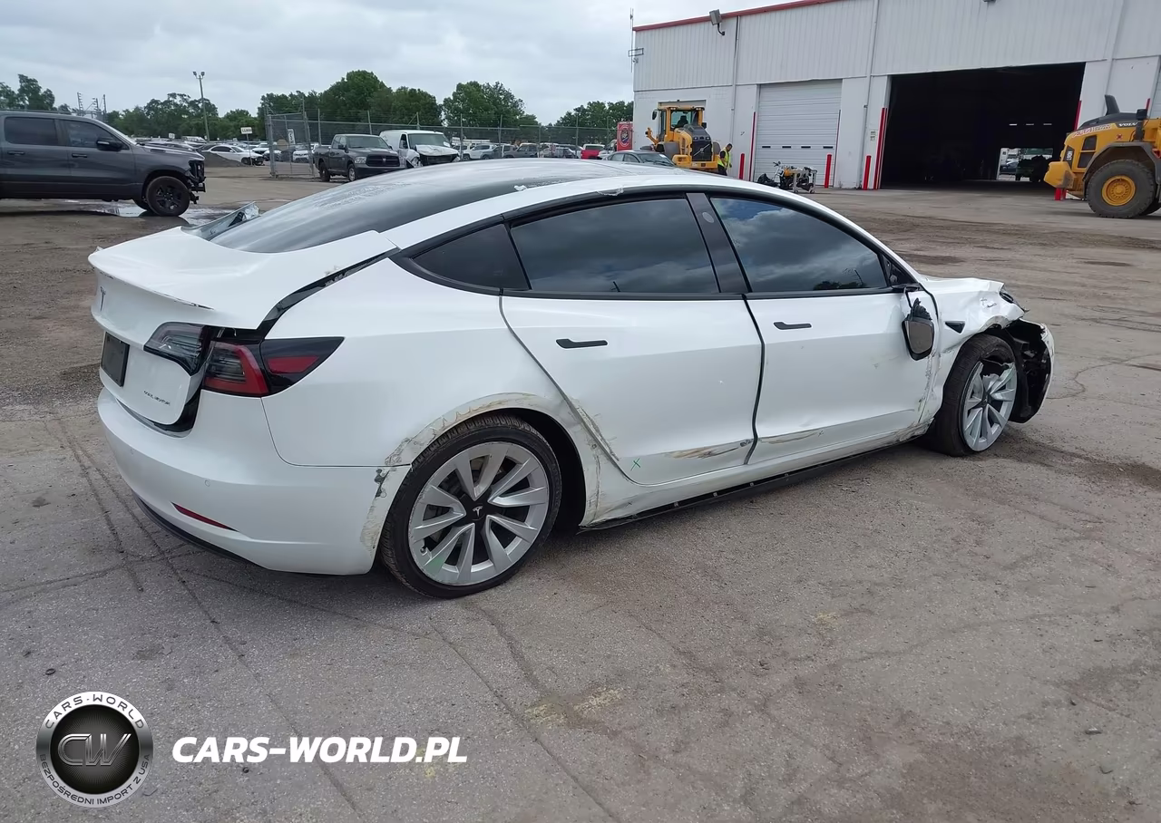 2022 Tesla Model 3 Long Range Dual Motor All-Wheel Drive VIN:5YJ3E1EB7NF103763 - 4