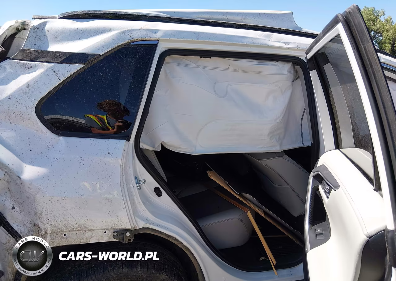 2024 Toyota Rav4 Limited VIN:2T3N1RFV8RW465581 - 8
