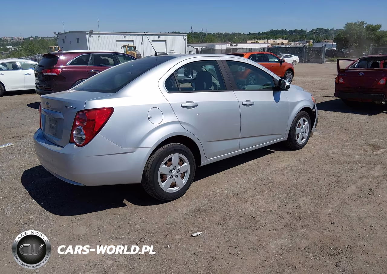 2016 Chevrolet Sonic Ls Auto VIN:1G1JA5SGXG4146233 - 4