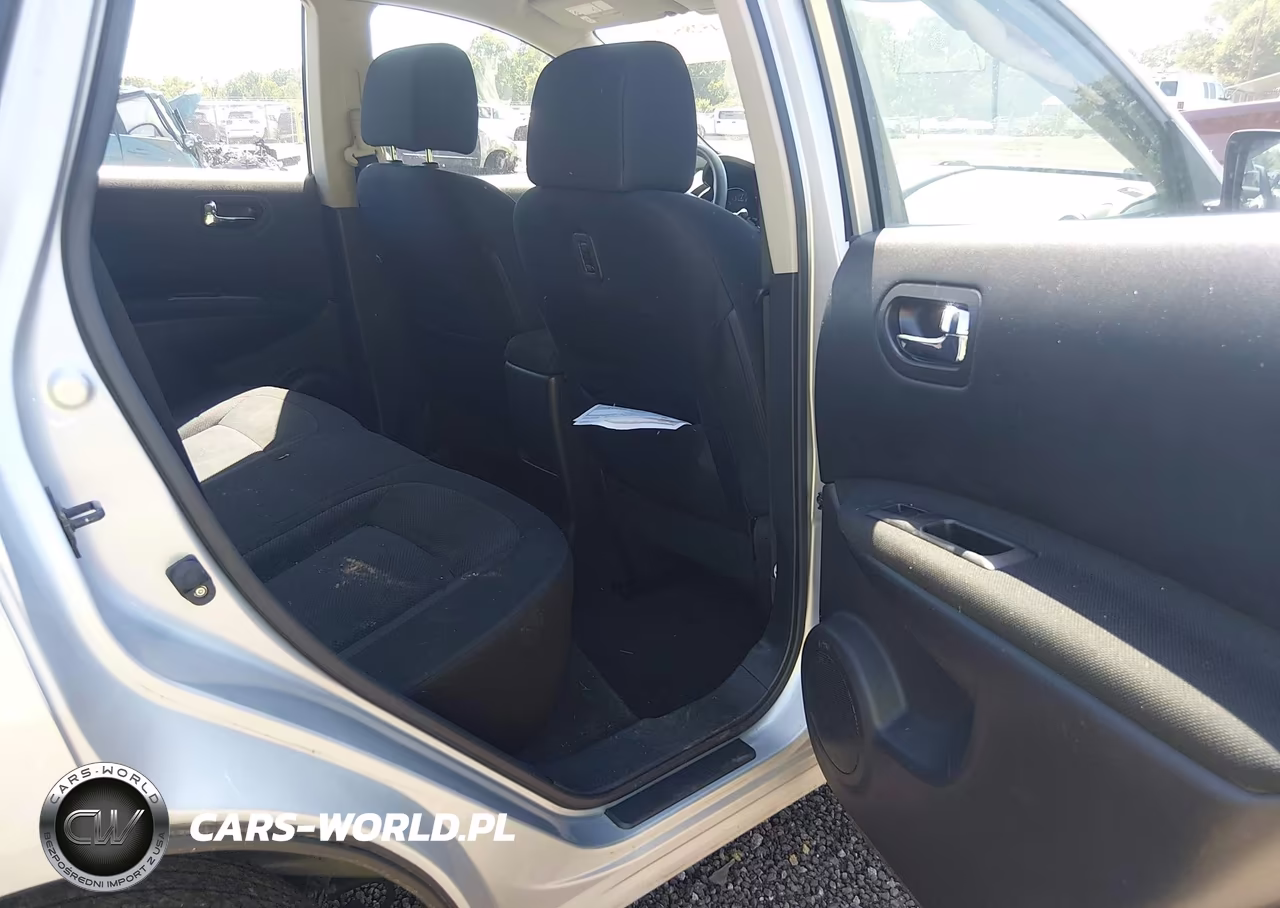 2013 Nissan Rogue S VIN:JN8AS5MT4DW508298 - 8