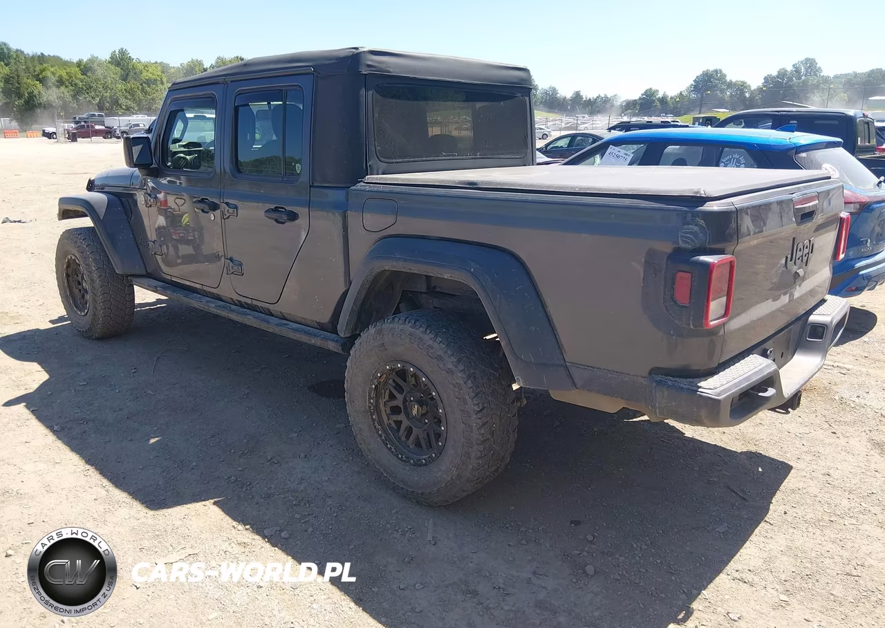 2021 Jeep Gladiator Sport 4X4 VIN:1C6HJTAG6ML526352 - 3