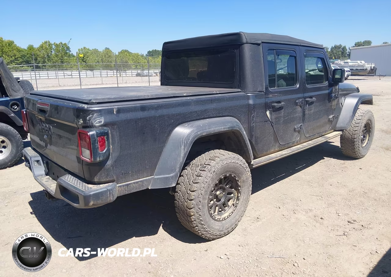 2021 Jeep Gladiator Sport 4X4 VIN:1C6HJTAG6ML526352 - 4
