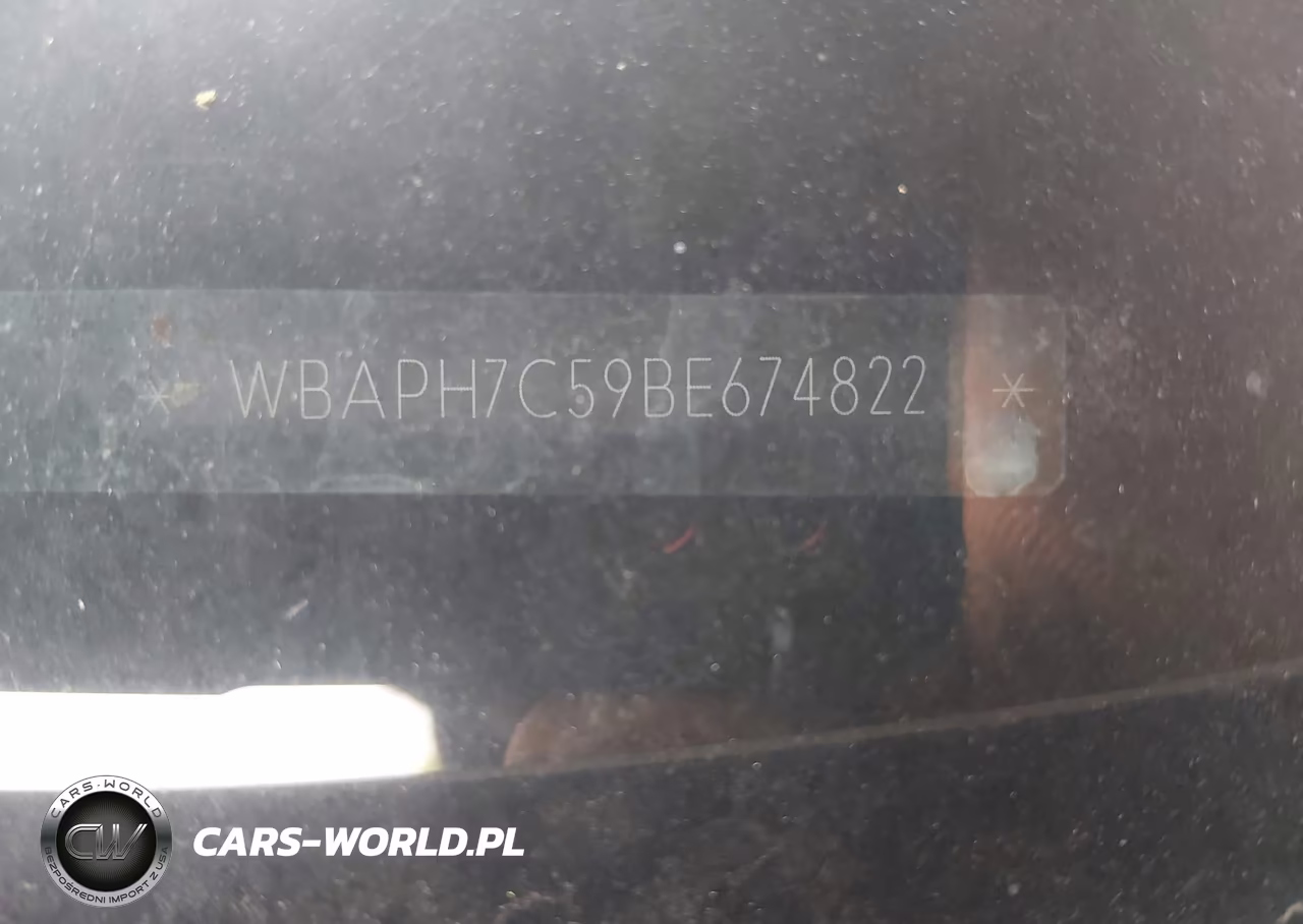 2011 BMW 328I VIN:WBAPH7C59BE674822 - 9