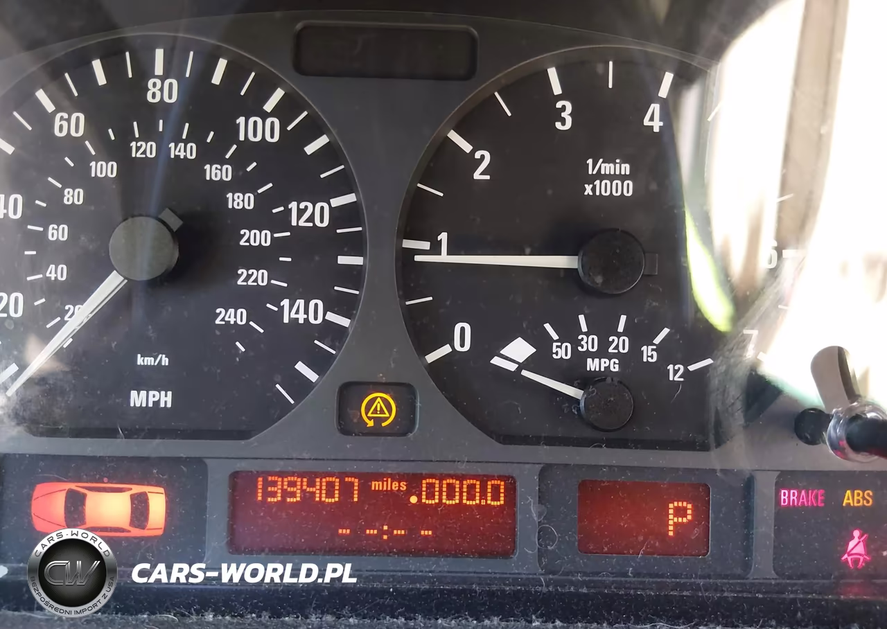 2002 BMW 325Xi VIN:WBAEU33422PF69467 - 7