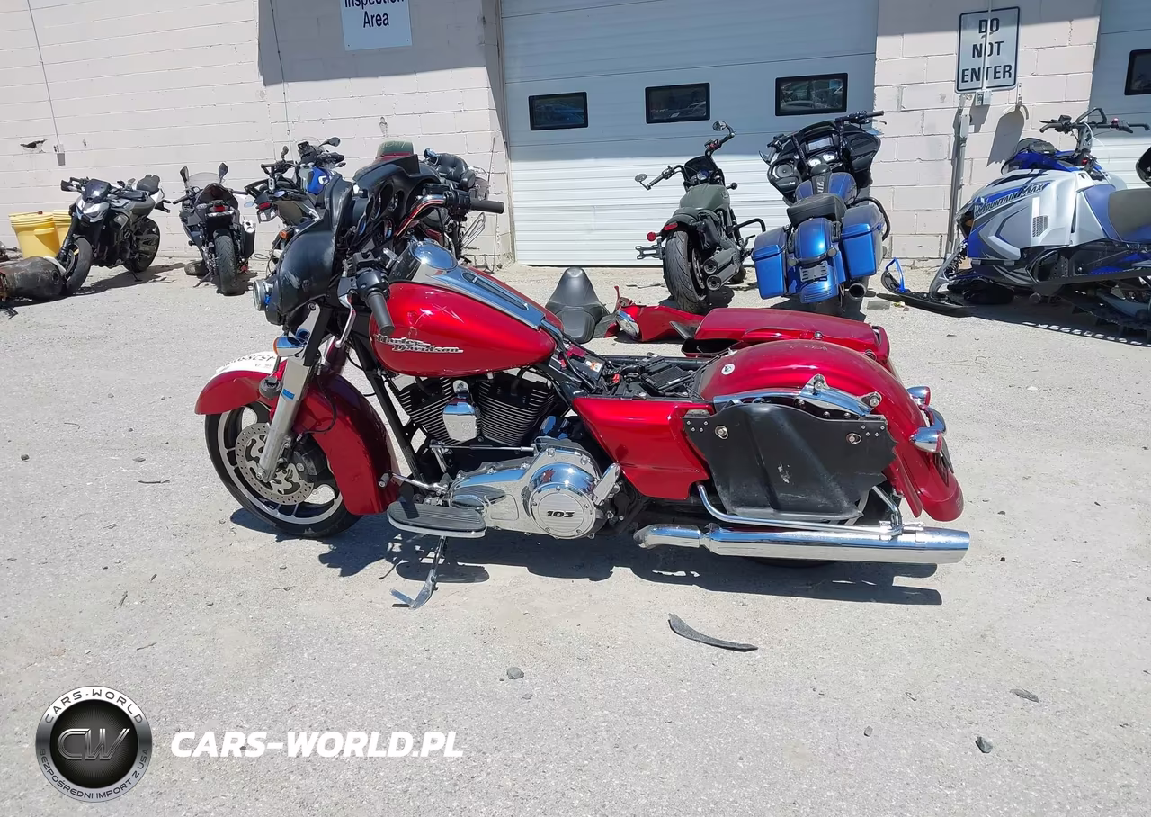 2012 Harley-Davidson Flhx Street Glide VIN:1HD1KBM33CB620623 - 13