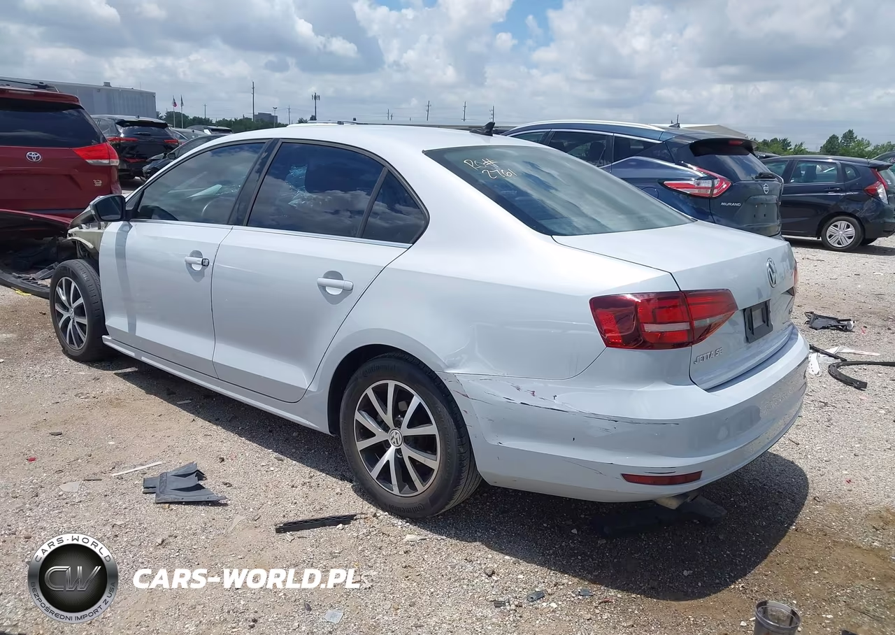 2017 Volkswagen Jetta 1.4T Se VIN:3VWDB7AJ8HM412118 - 3