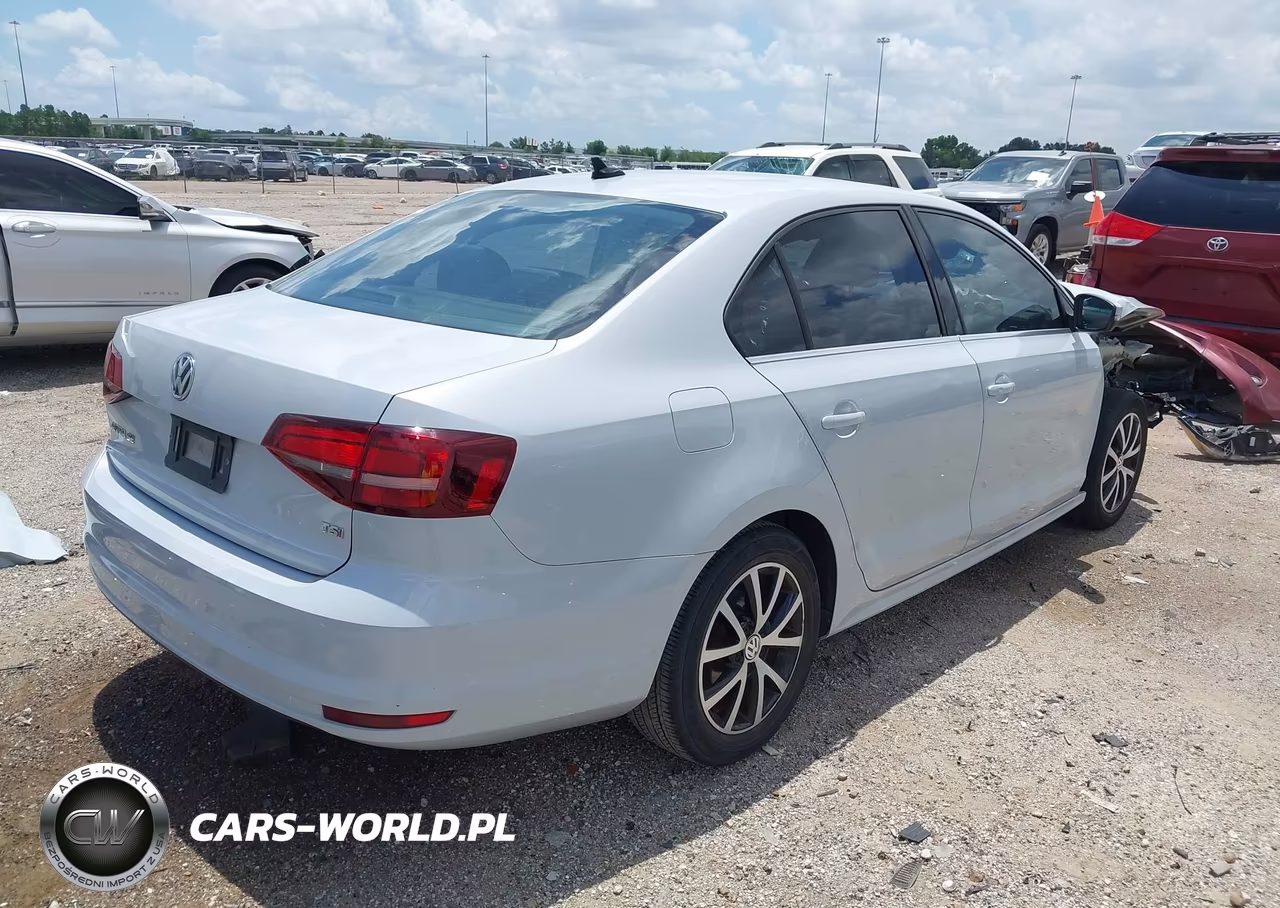 2017 Volkswagen Jetta 1.4T Se VIN:3VWDB7AJ8HM412118 - 4