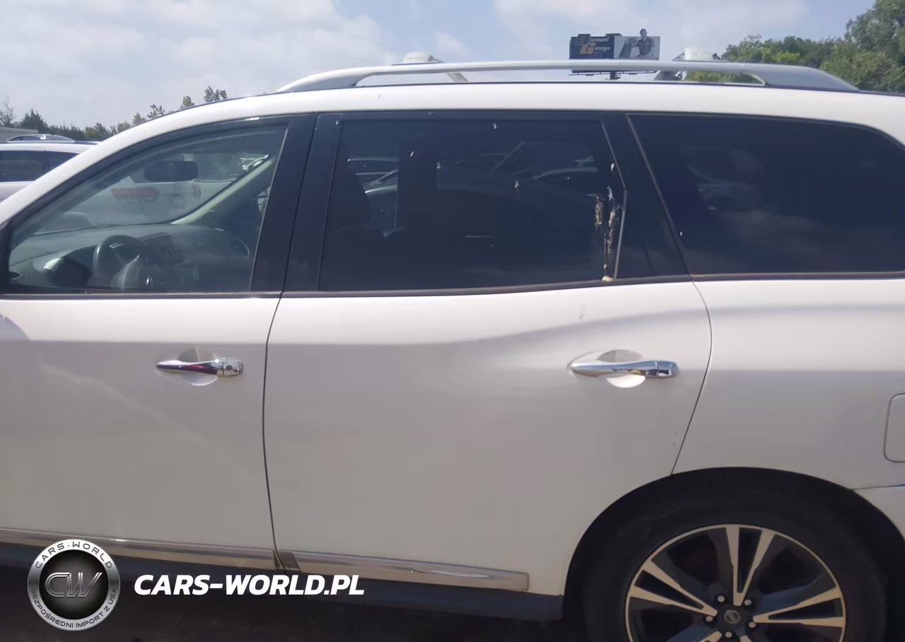2017 Nissan Pathfinder Platinum VIN:5N1DR2MM3HC612053 - 14