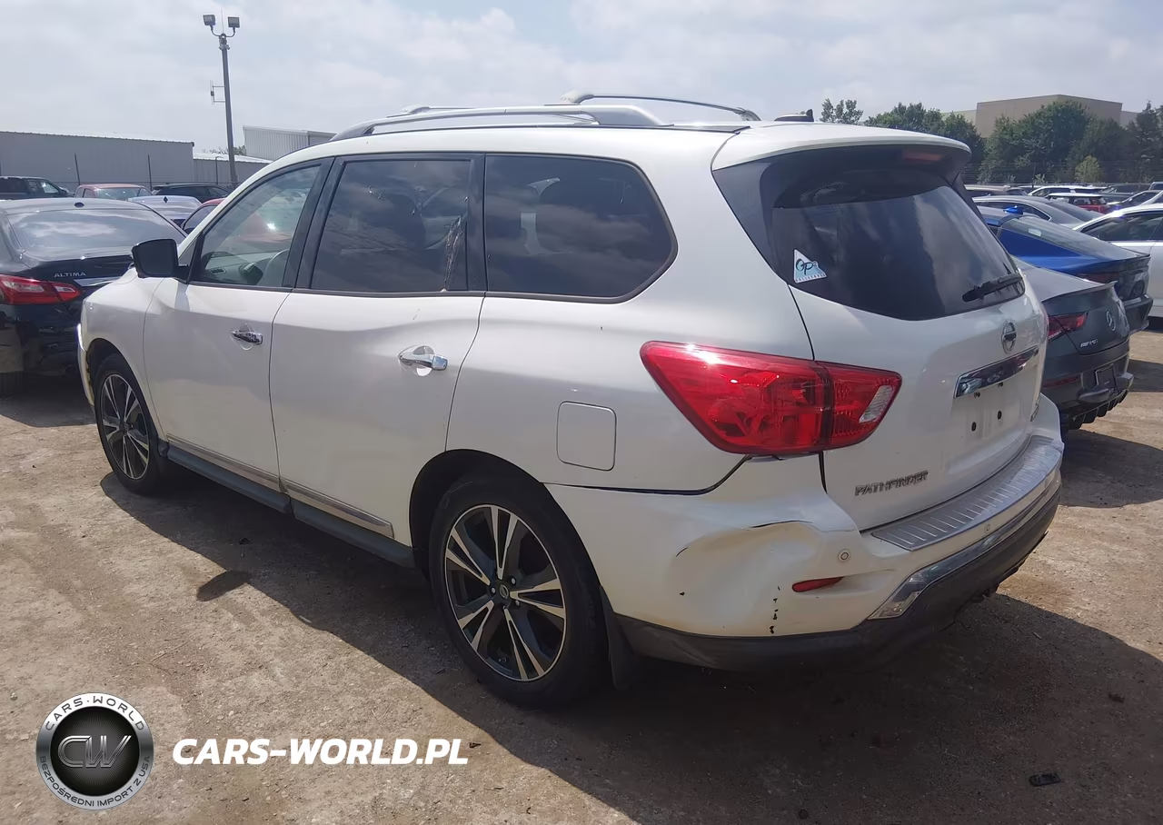2017 Nissan Pathfinder Platinum VIN:5N1DR2MM3HC612053 - 3