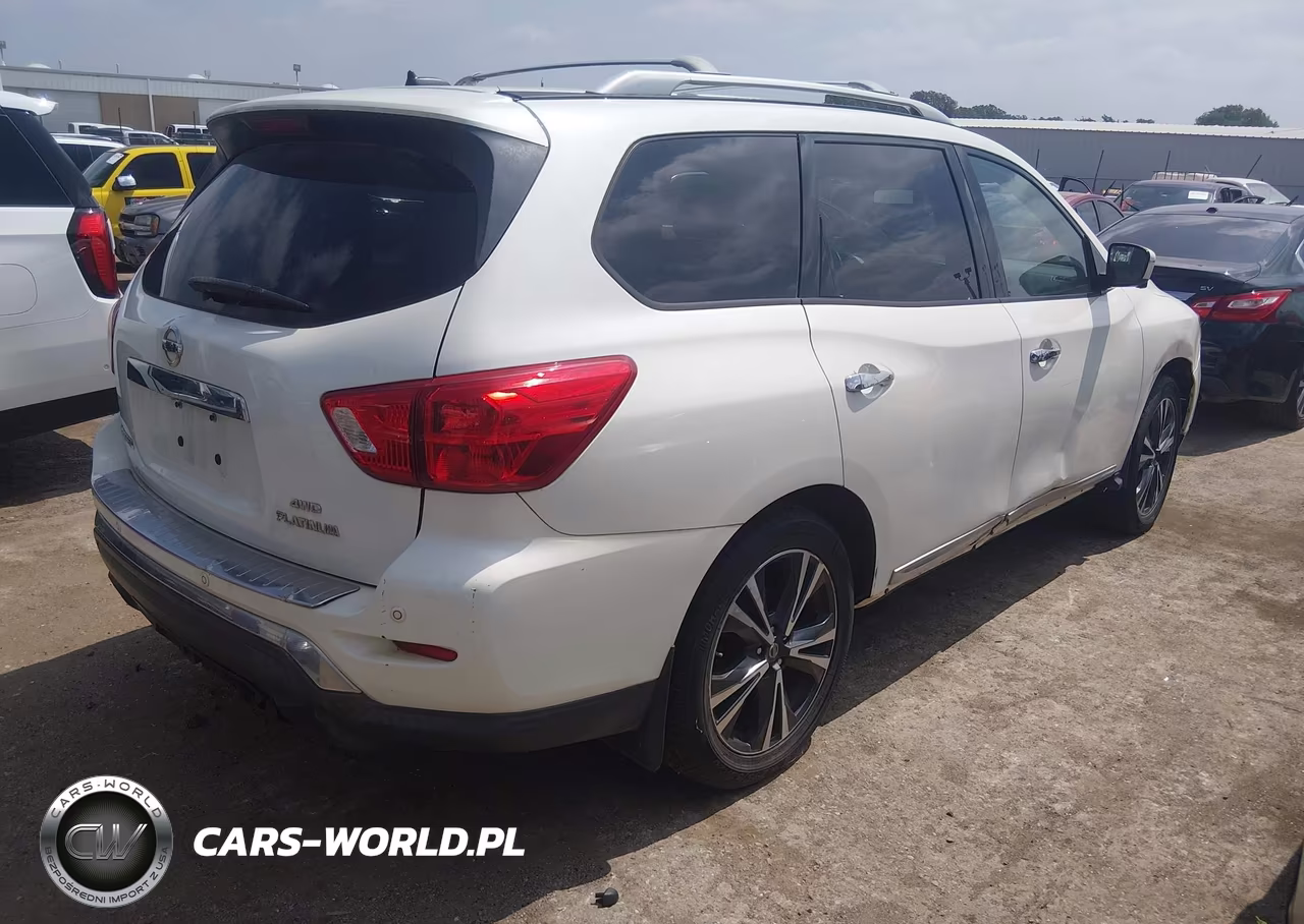 2017 Nissan Pathfinder Platinum VIN:5N1DR2MM3HC612053 - 4