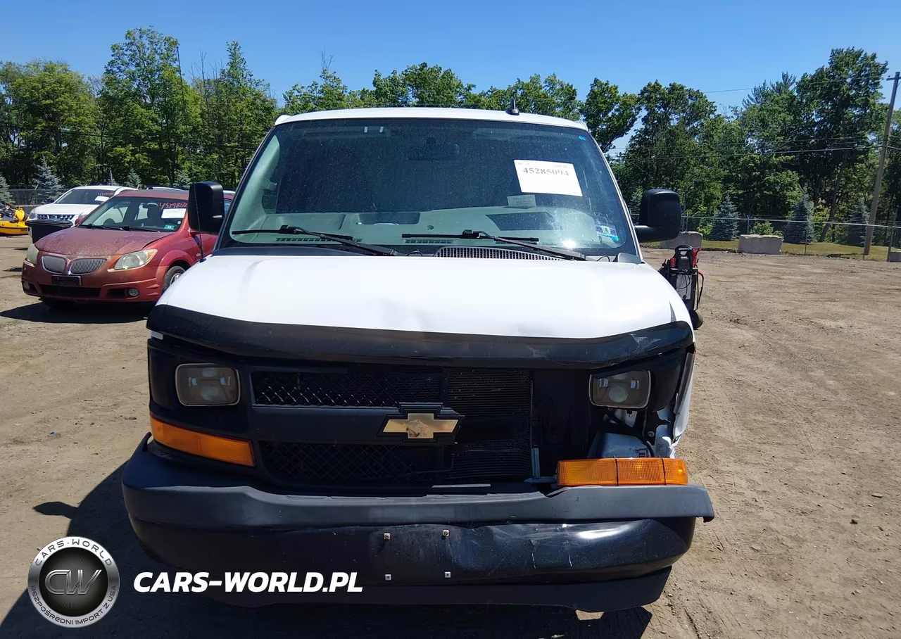 2017 Chevrolet Express 2500 Work Van VIN:1GCWGAFF8H1347086 - 12