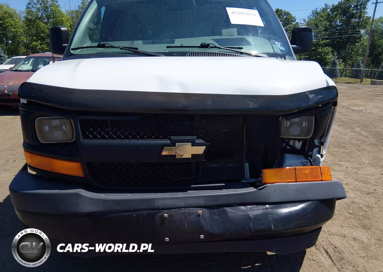 2017 Chevrolet Express 2500 Work Van VIN:1GCWGAFF8H1347086 - 6