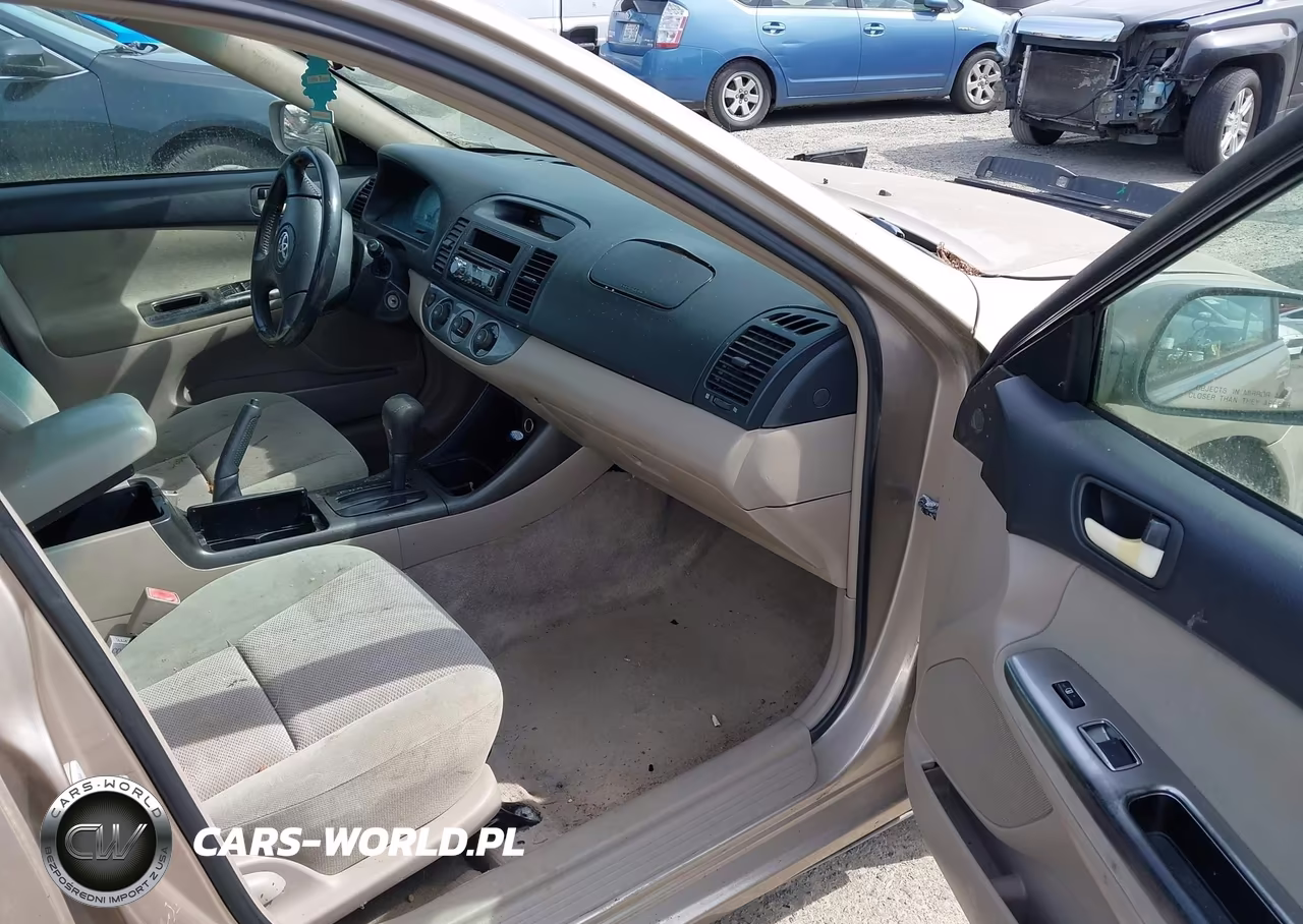 2002 Toyota Camry Se VIN:4T1BE32K92U106786 - 5