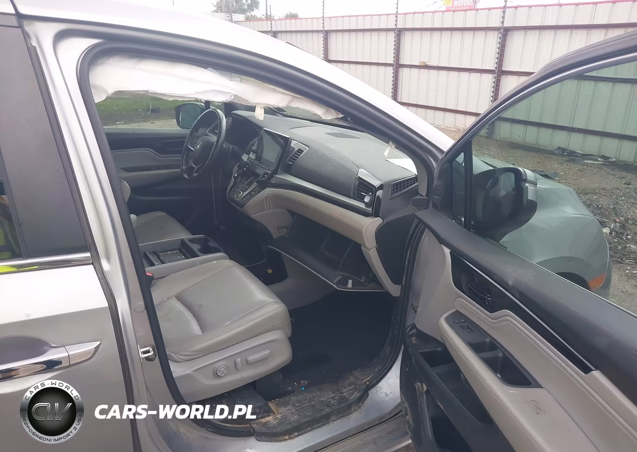 2022 Honda Odyssey Touring VIN:5FNRL6H89NB040050 - 5