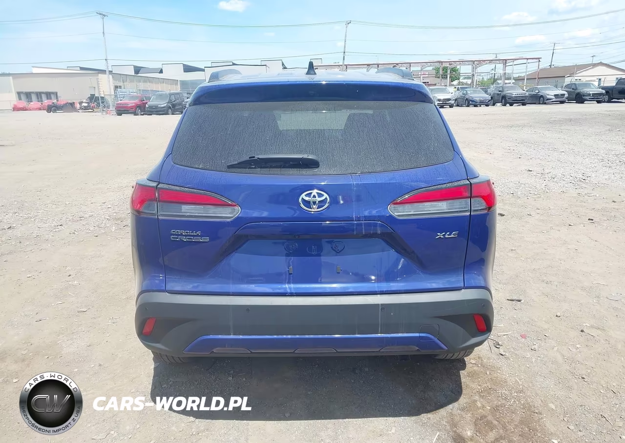 2025 Toyota Corolla Cross Xle VIN:7MUEAAAG1SV124806 - 16