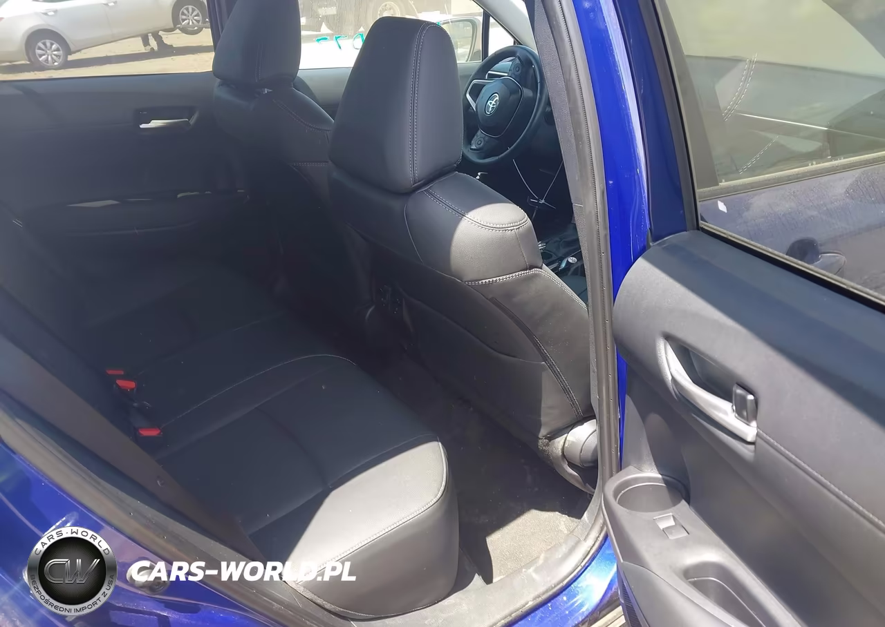 2025 Toyota Corolla Cross Xle VIN:7MUEAAAG1SV124806 - 8