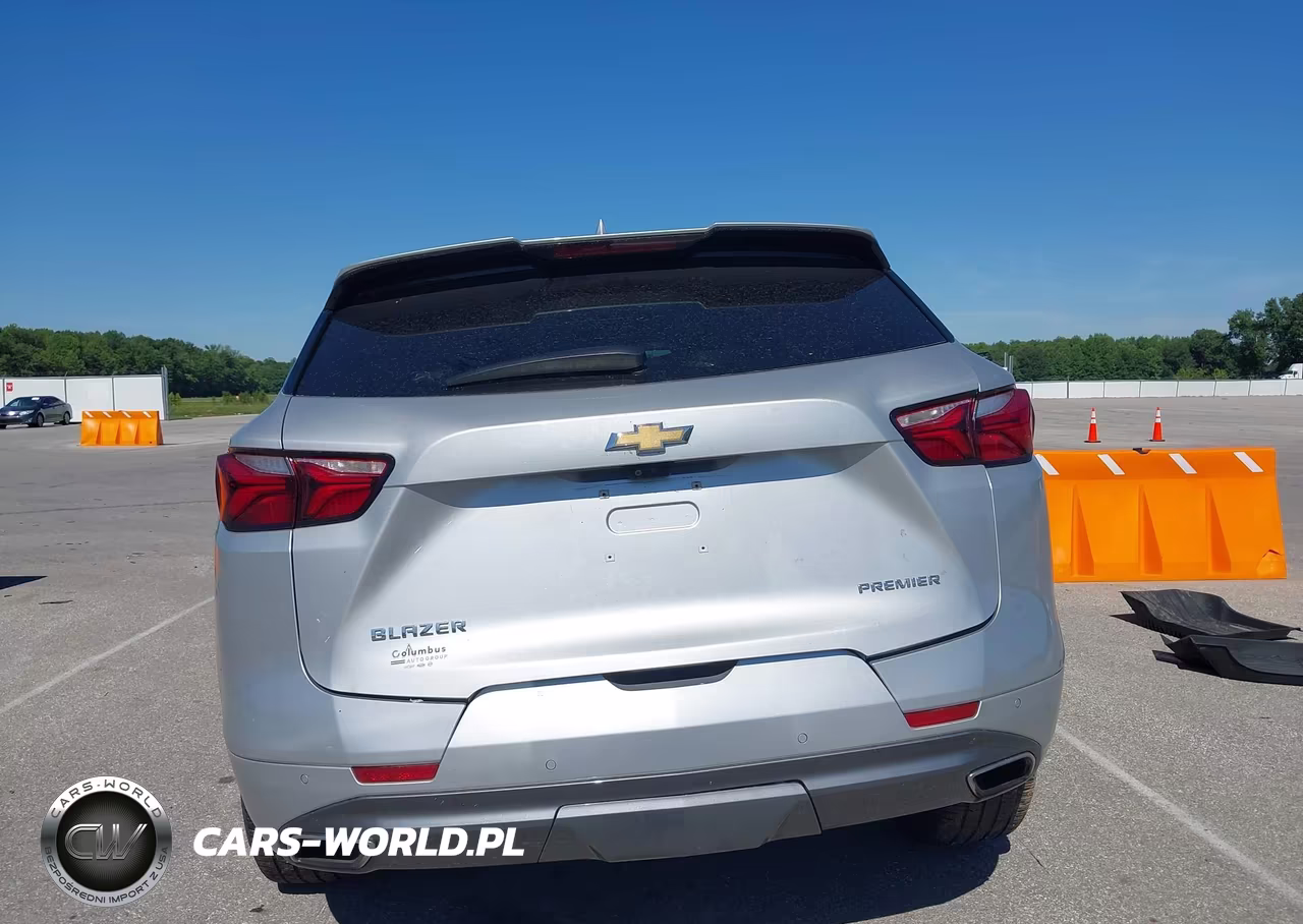 2021 Chevrolet Blazer Fwd Premier VIN:3GNKBFRS8MS506787 - 17