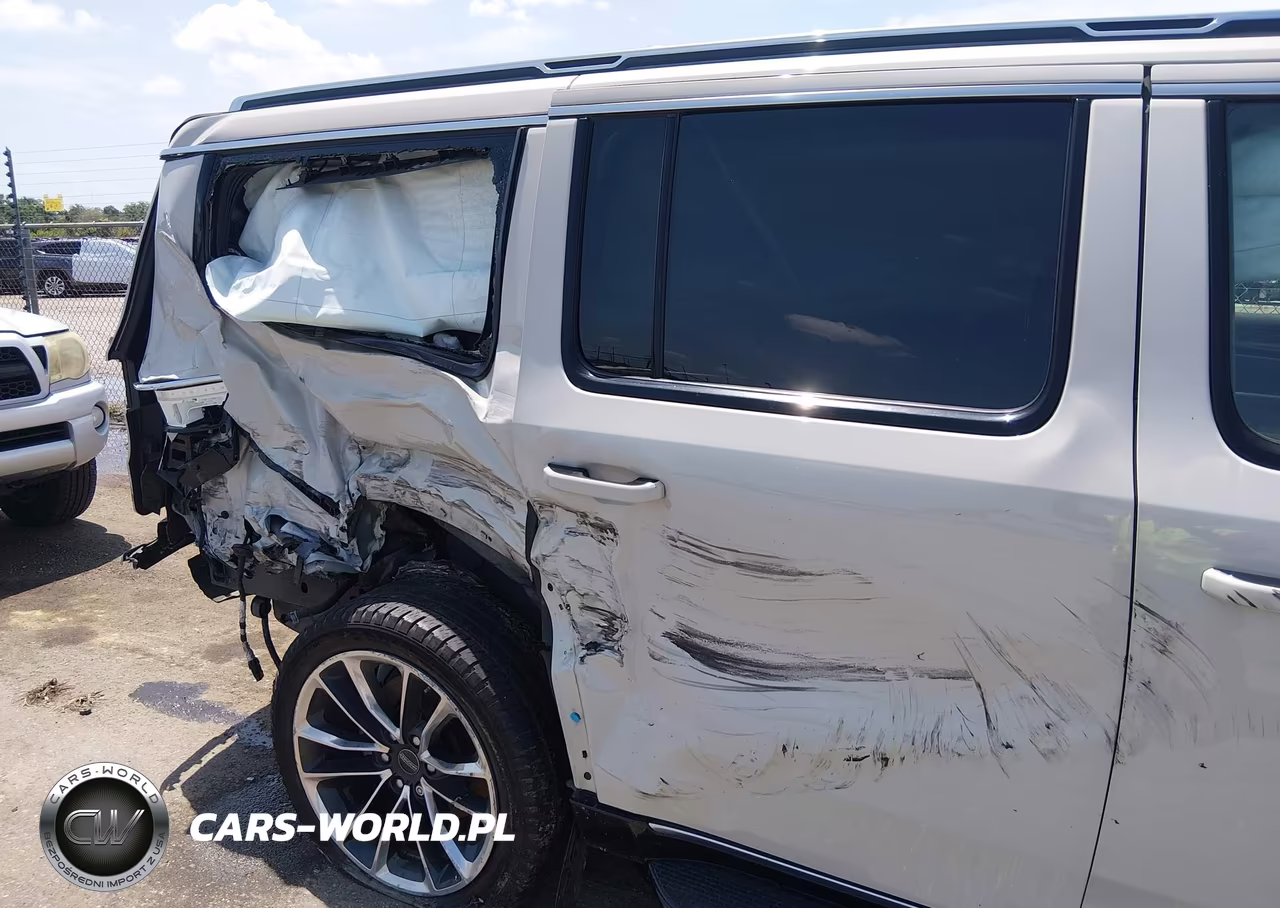 2022 Jeep Wagoneer Series Ii 4X2 VIN:1C4SJUBT6NS181363 - 13