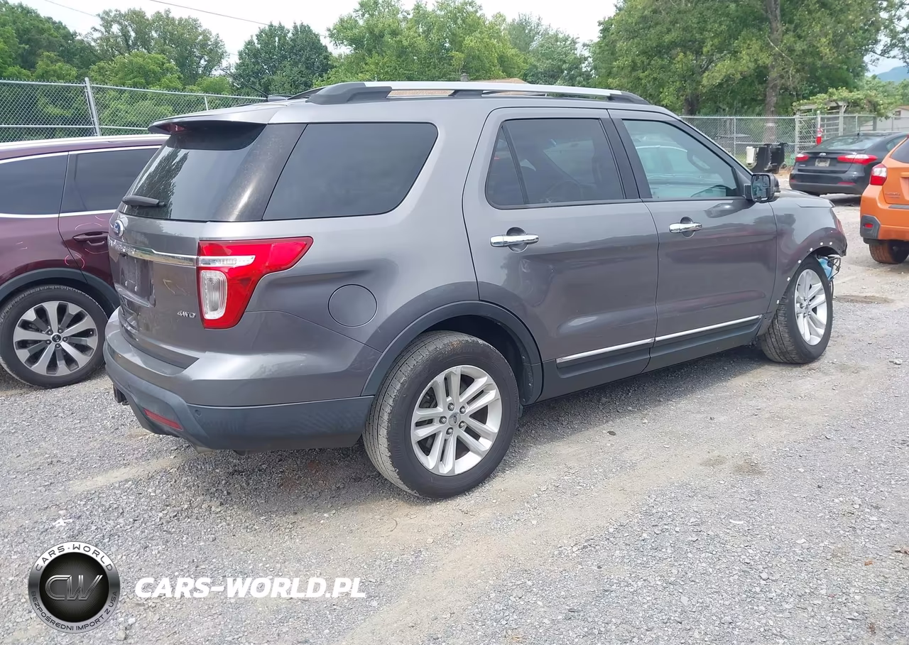 2011 Ford Explorer Xlt VIN:1FMHK8D84BGA08331 - 4