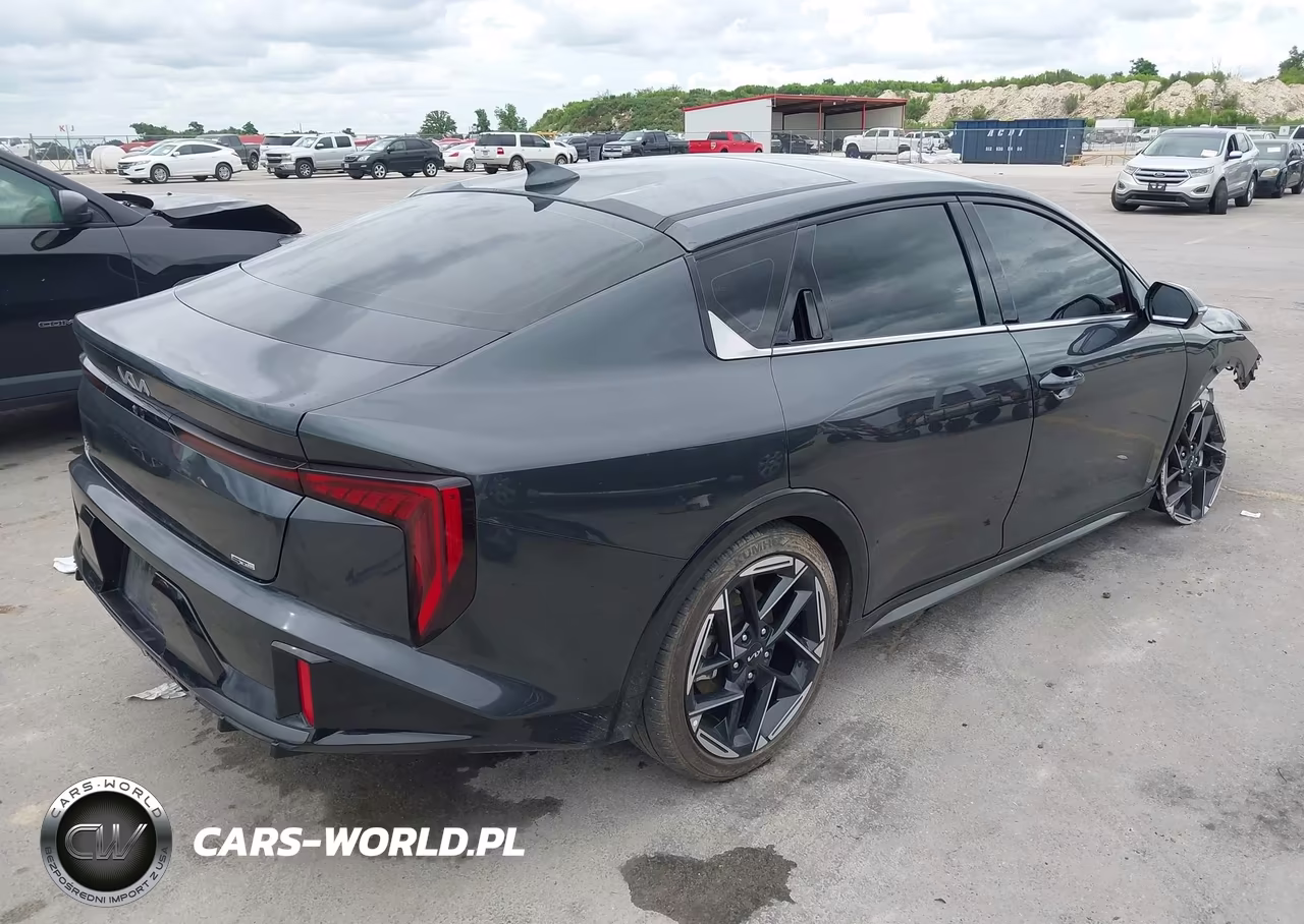 2025 Kia K4 Gt-Line VIN:3KPFW4DE0SE078441 - 4