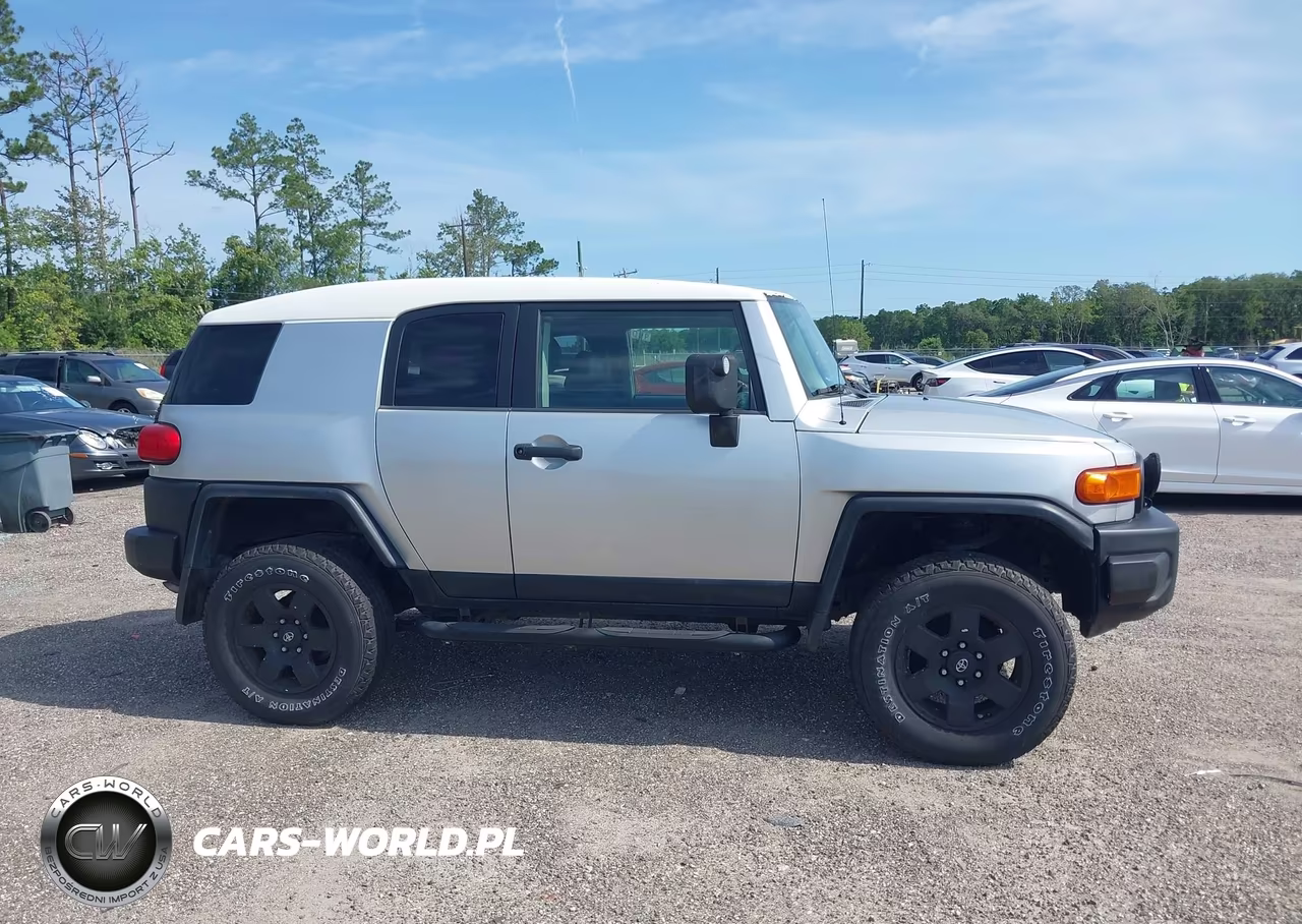 2007 Toyota Fj Cruiser VIN:JTEBU11F770054021 - 13
