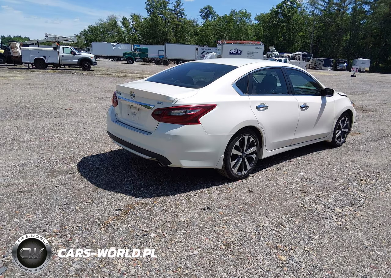 2017 Nissan Altima 2.5 Sr VIN:1N4AL3AP2HC265351 - 4