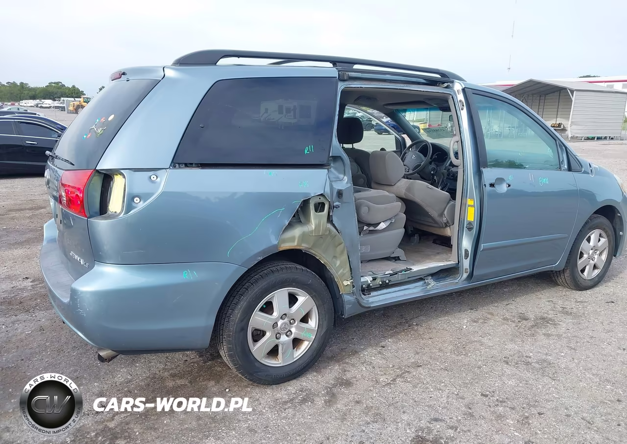 2010 Toyota Sienna Le VIN:5TDKK4CC4AS300204 - 13