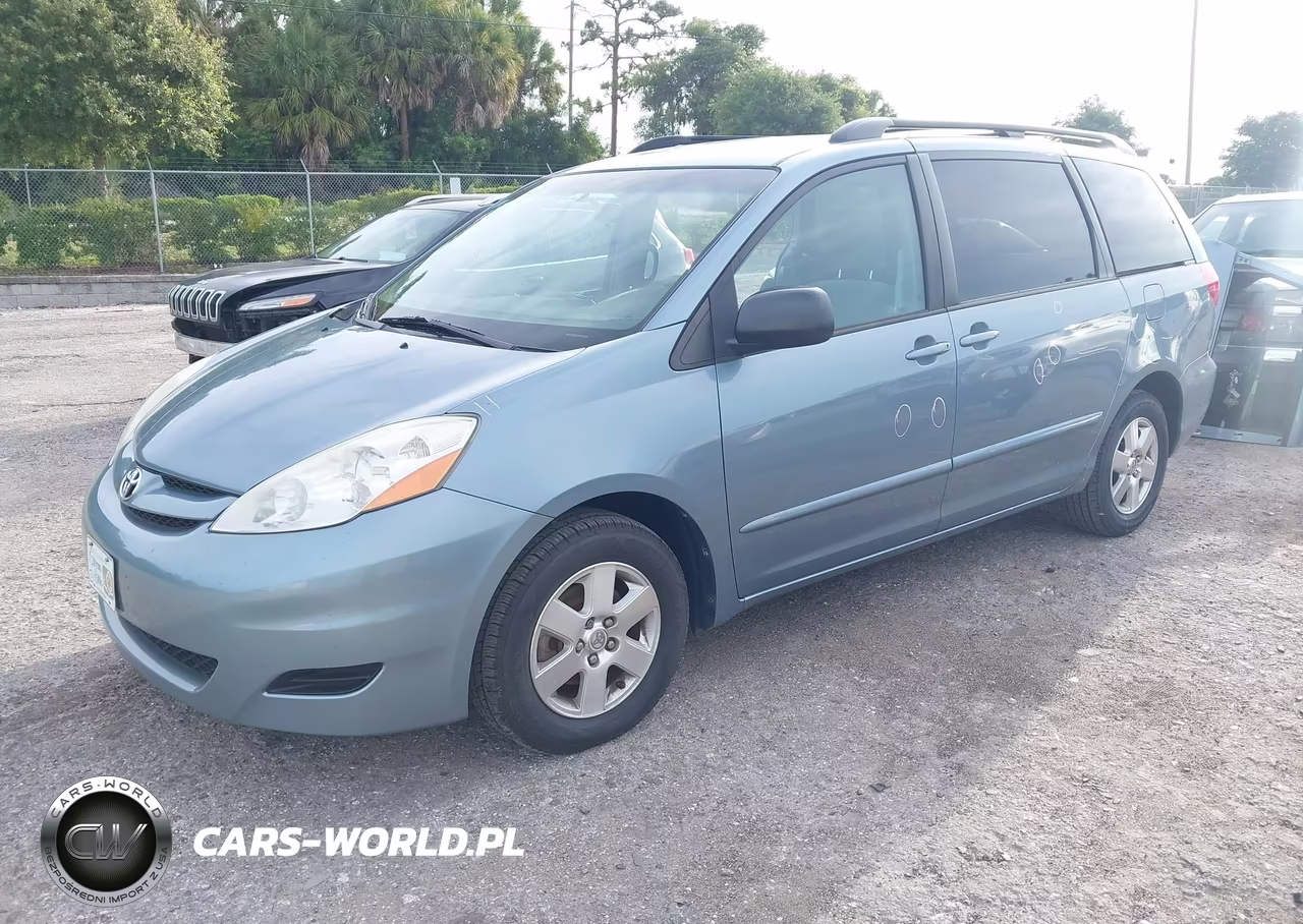 2010 Toyota Sienna Le VIN:5TDKK4CC4AS300204 - 2