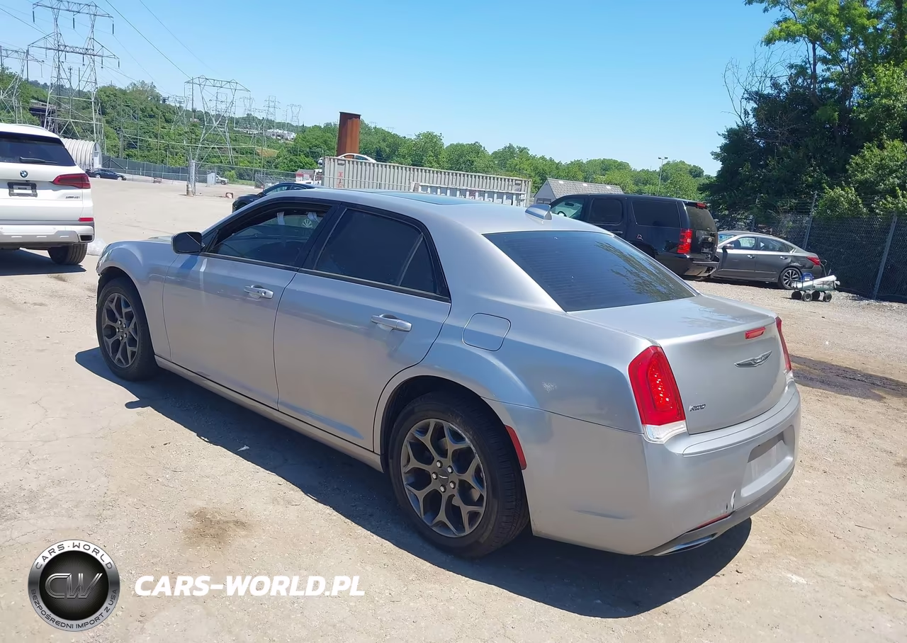 2018 Chrysler 300 300S Awd VIN:2C3CCAGG4JH269259 - 3
