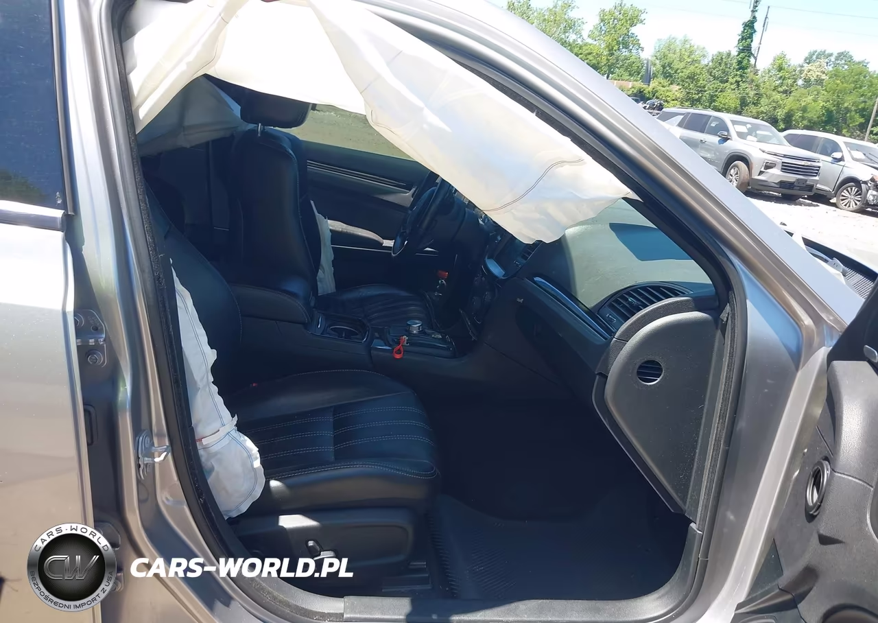 2018 Chrysler 300 300S Awd VIN:2C3CCAGG4JH269259 - 5