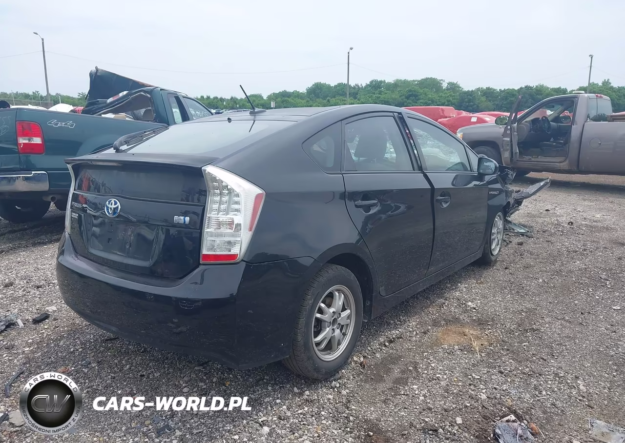 2011 Toyota Prius Three VIN:JTDKN3DU9B5317869 - 4