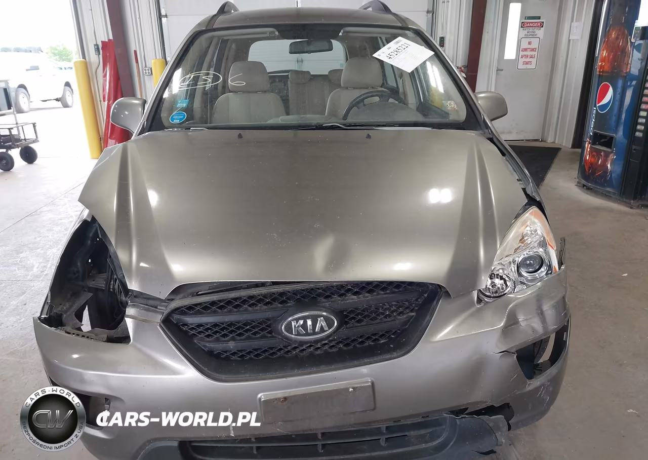 2009 Kia Rondo Lx VIN:KNAFG528197252718 - 13