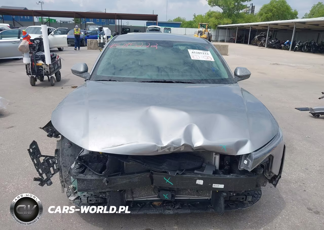 2025 Kia K4 Lxs VIN:3KPFT4DE7SE117552 - 13
