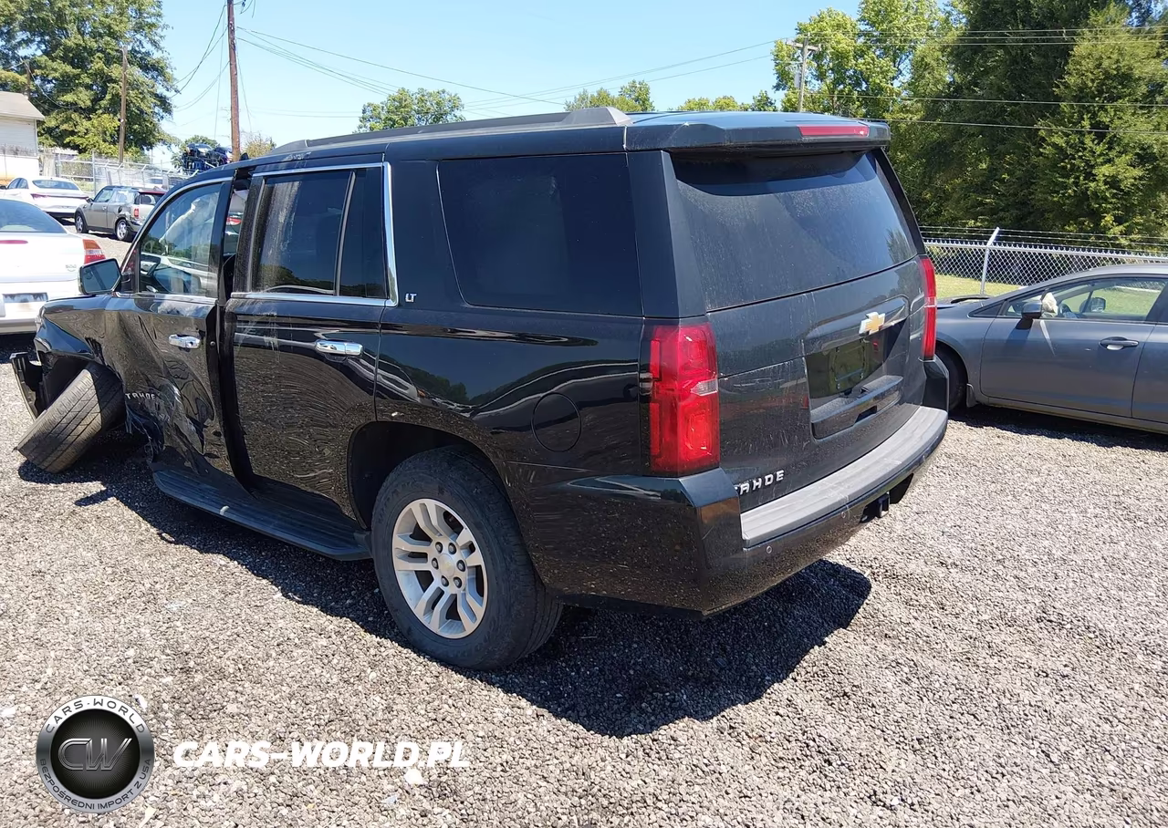 2017 Chevrolet Tahoe C1500 Lt VIN:1GNSCBKC2HR119038 - 3