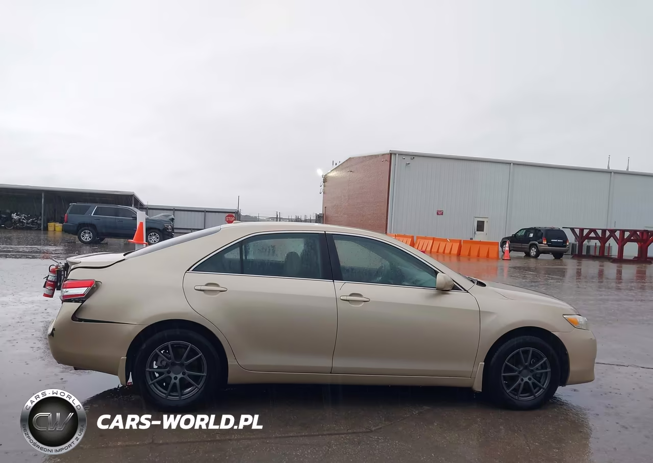 2011 Toyota Camry Le VIN:4T1BF3EK0BU717282 - 12