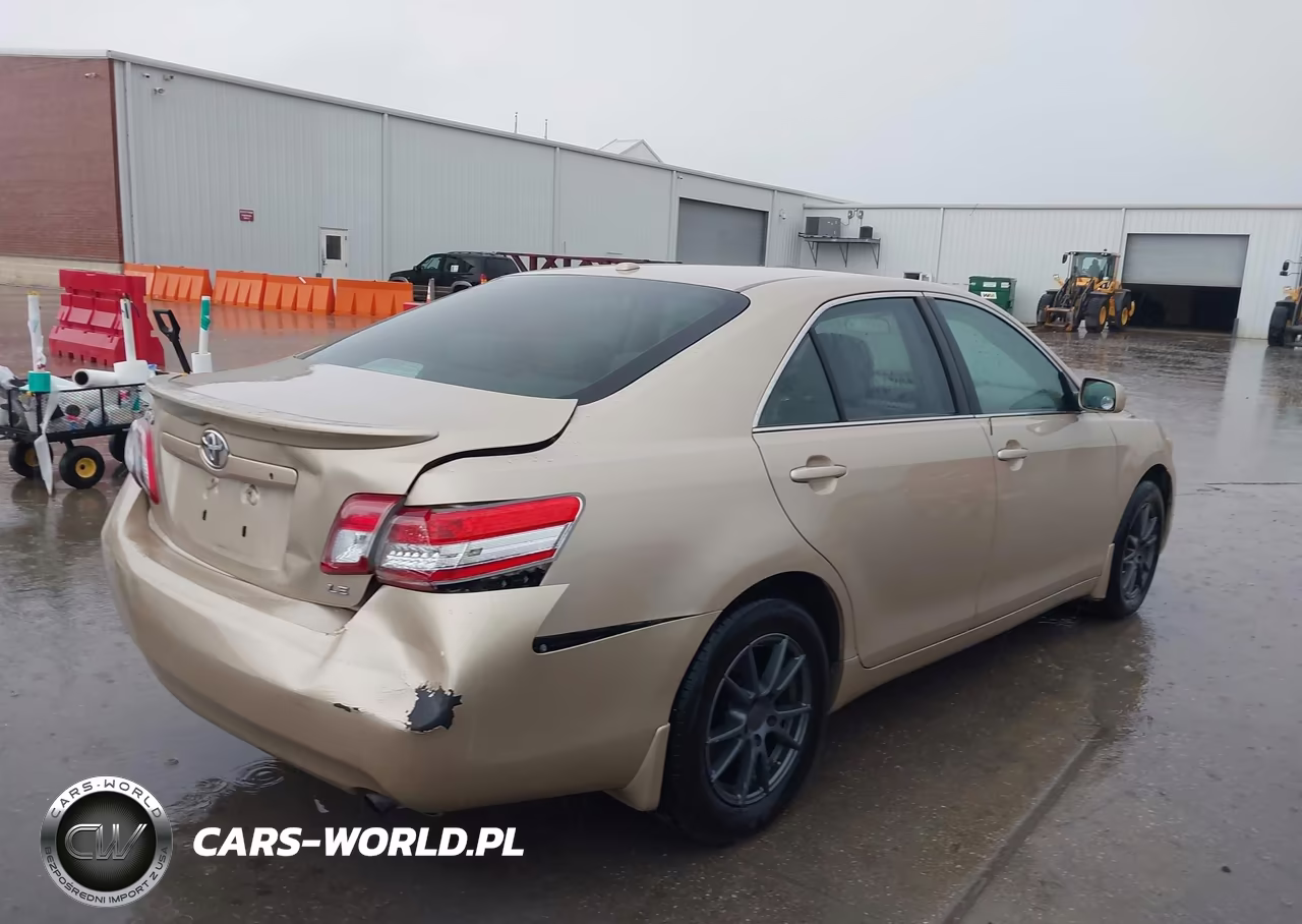2011 Toyota Camry Le VIN:4T1BF3EK0BU717282 - 4