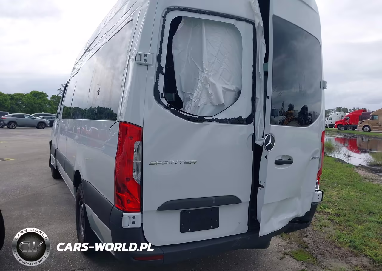 2026 Mercedes-Benz Sprinter 2500 High Roof 4-Cyl Diesel VIN:W1Z4KGHYXTT602297 - 3